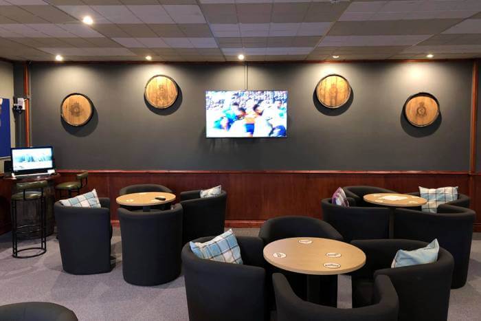 medical squadron cap badges