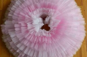 pink scalloped tutu